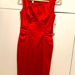 London Times size 4 NWT